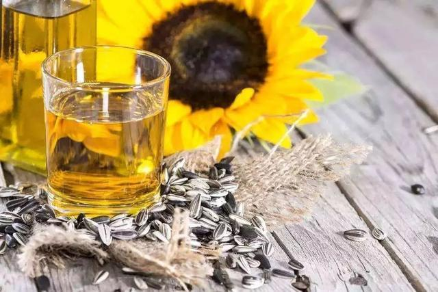 Sunflower Oil In Stock Organic Refined Sunflower Oil Bulk Very Good Price