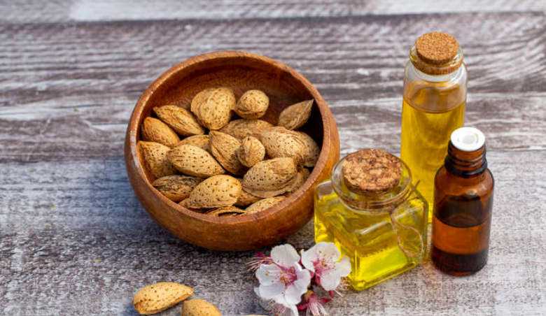 China Wholesale Food Grade Organic Sweet Almond Oil Cold Press Almond Vegetable Oil For Skin